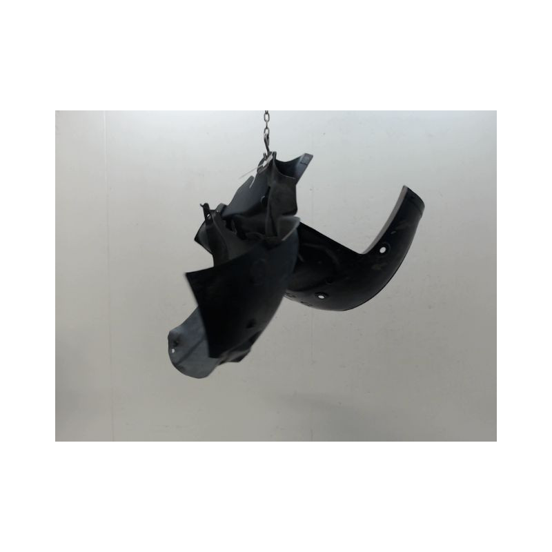PARE-BOUE AVANT DROIT RENAULT SCENIC MONOSP. II Phase 2 2006-2009