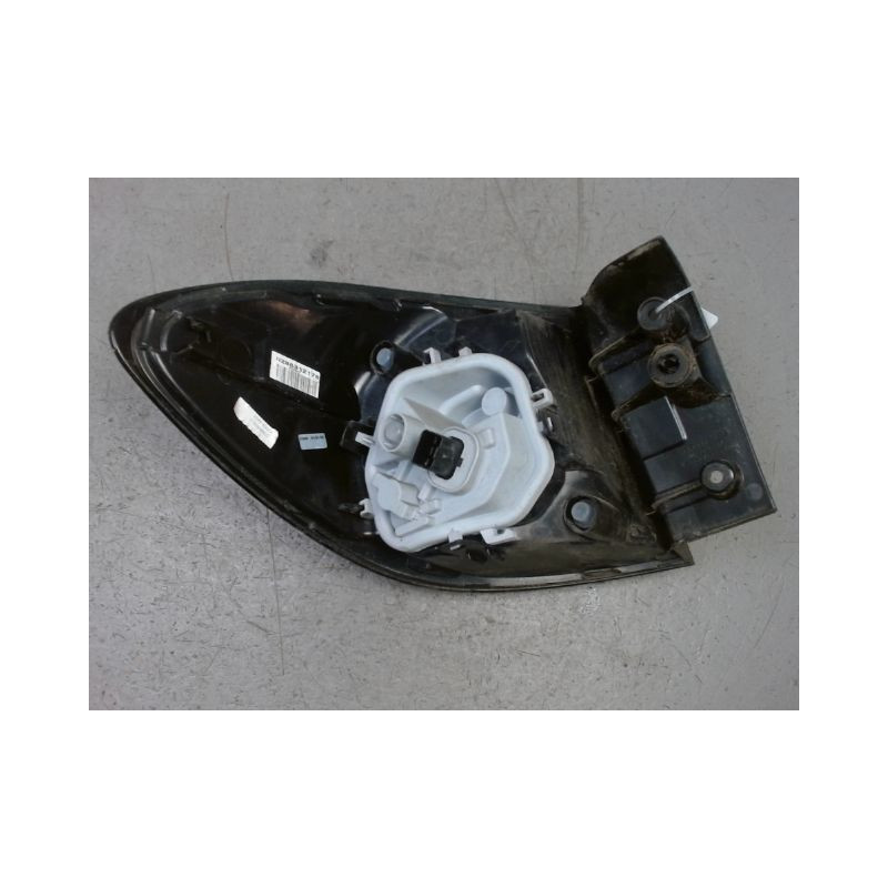 FEU ARRIERE DROIT RENAULT CAPTUR
