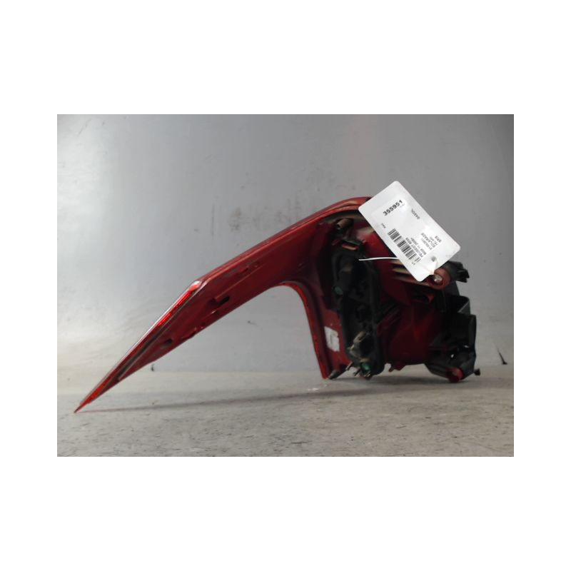FEU ARRIERE DROIT PEUGEOT 5008 2009-