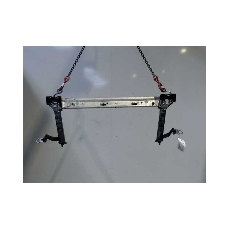 TRAVERSE INFERIEURE ARMATURE AVANT RENAULT SCENIC III 2009-