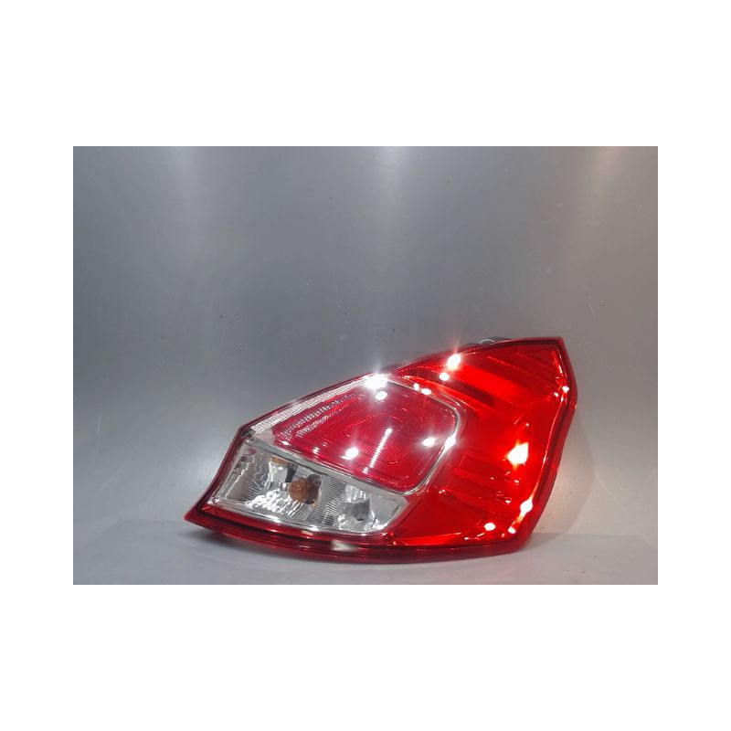 FEU ARRIERE DROIT FORD FIESTA