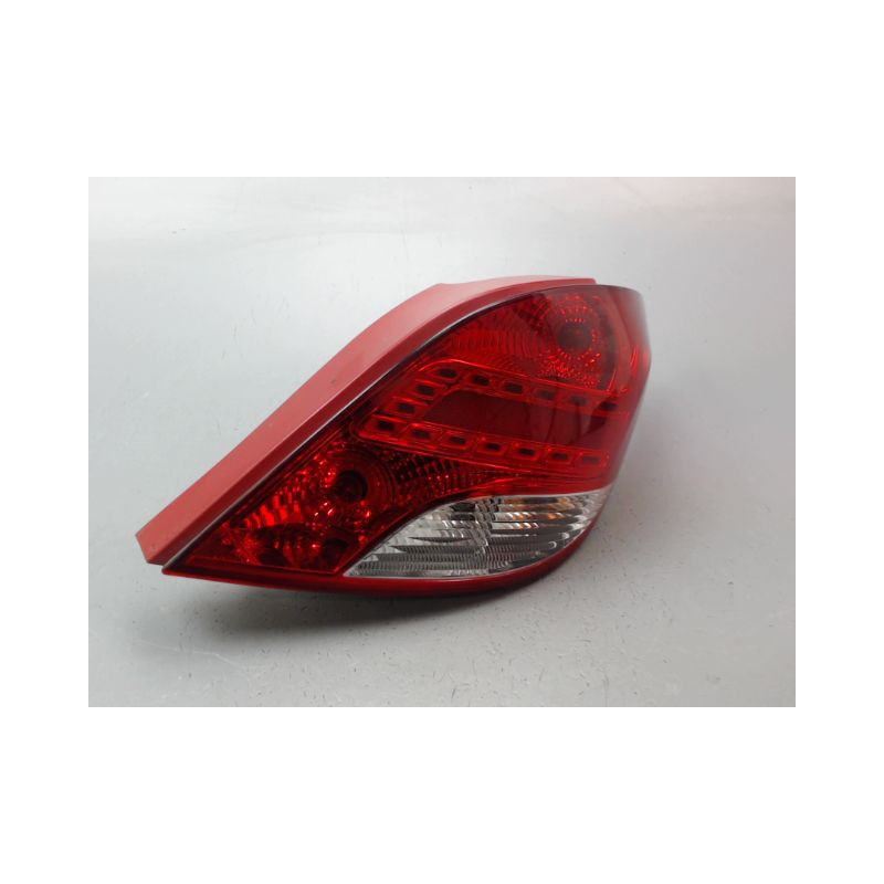 FEU ARRIERE DROIT PEUGEOT 207 2006-2013