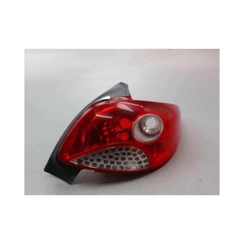 FEU ARRIERE DROIT PEUGEOT 206 + 2009-2013