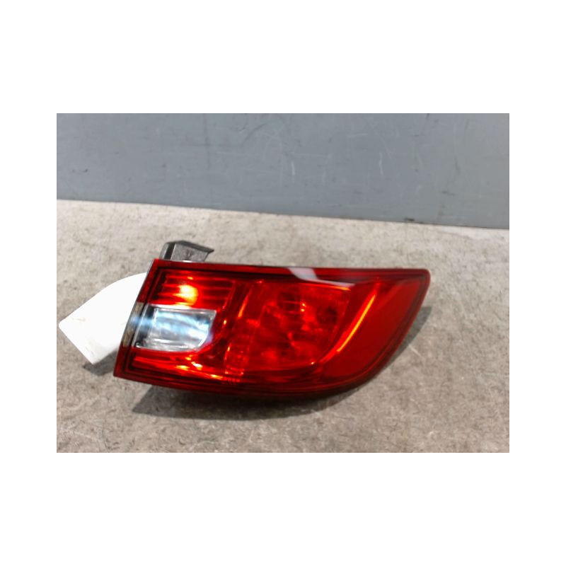 FEU ARRIERE DROIT RENAULT CLIO IV