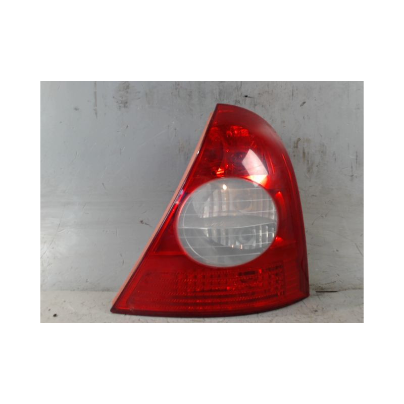 FEU ARRIERE DROIT RENAULT CLIO II PH.2 01-06