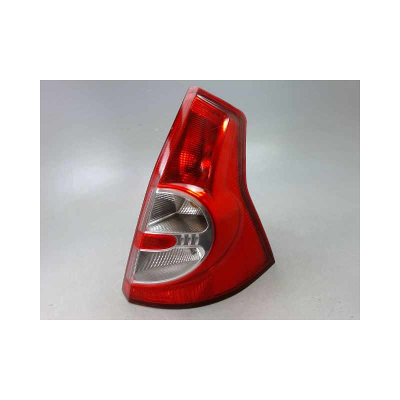 FEU ARRIERE DROIT DACIA SANDERO I 2008-2012