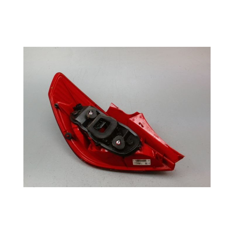 FEU ARRIERE DROIT OPEL CORSA IV Phase 2 (D) 2011-2015