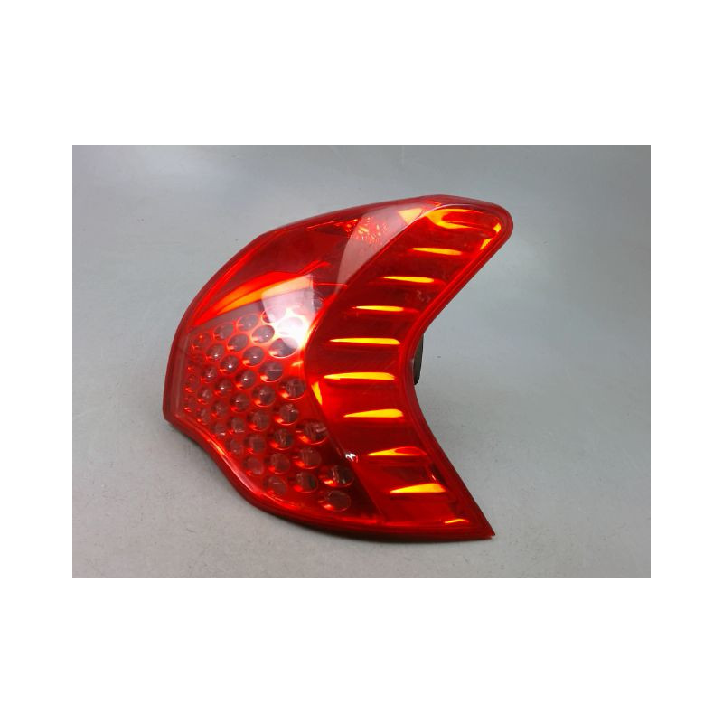 FEU ARRIERE DROIT PEUGEOT 3008 BREAK I Phase 1 2009-2013