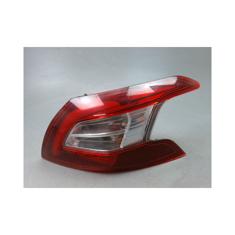 FEU ARRIERE DROIT PEUGEOT 308 2009-