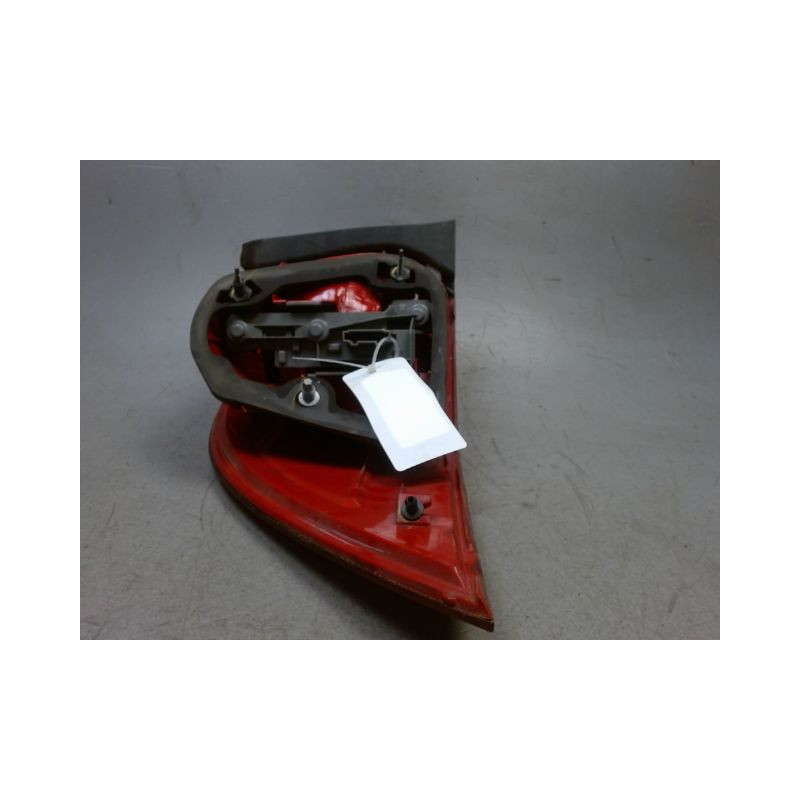 FEU ARRIERE DROIT VOLKSWAGEN GOLF V SW 2007-