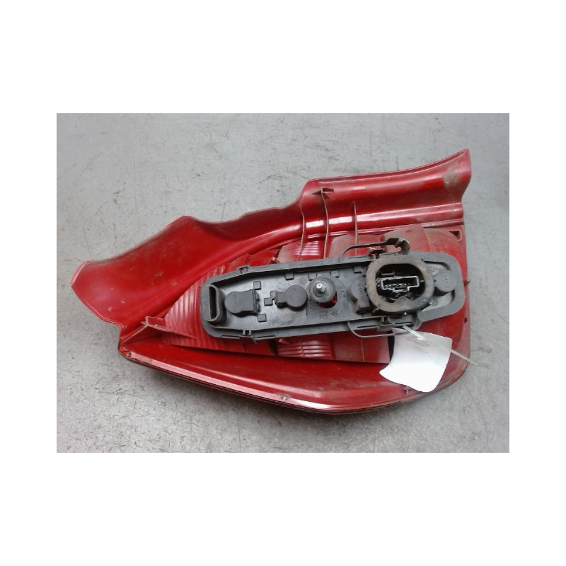 FEU ARRIERE DROIT CITROEN C2 2003-