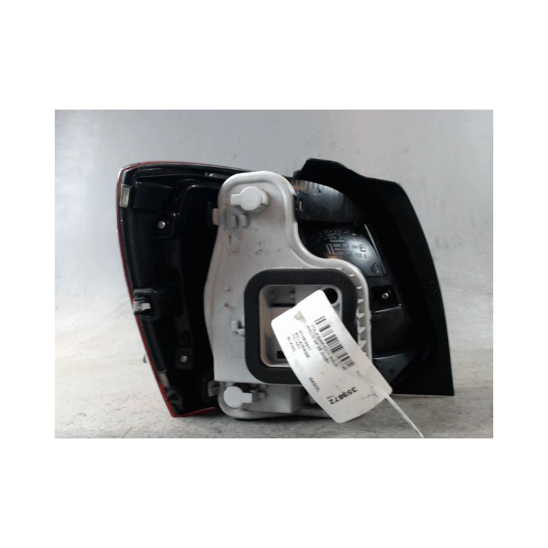 FEU ARRIERE DROIT VOLKSWAGEN POLO 2005-