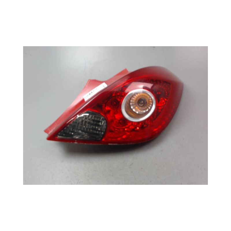 FEU ARRIERE DROIT OPEL CORSA IV Phase 2 (D) 2011-2015