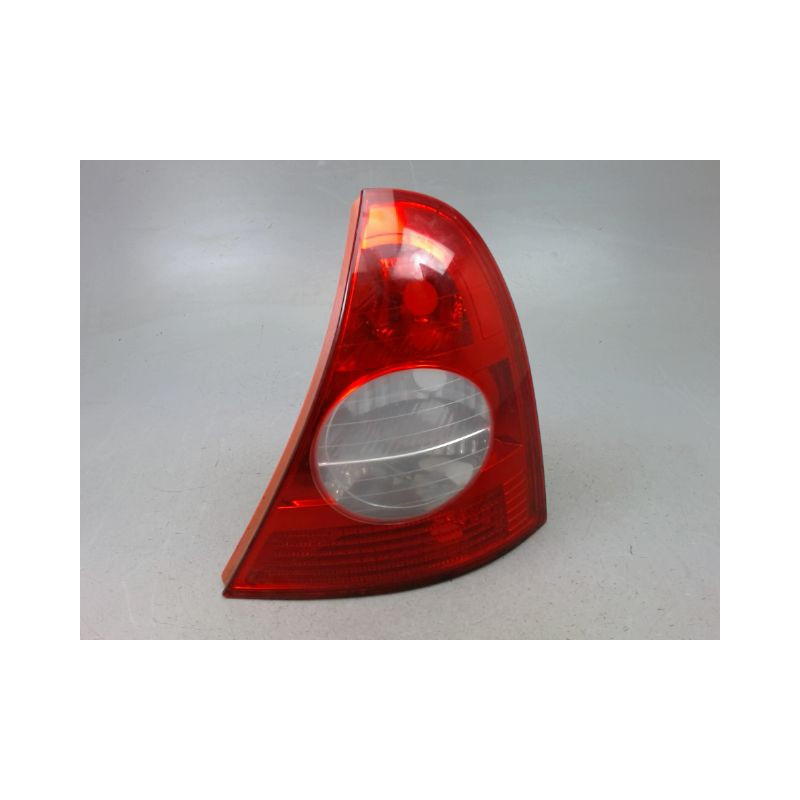 FEU ARRIERE DROIT RENAULT CLIO II Phase 2 2001-2006