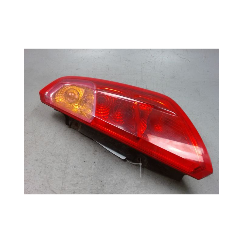 FEU ARRIERE DROIT FIAT GRANDE PUNTO 2005-