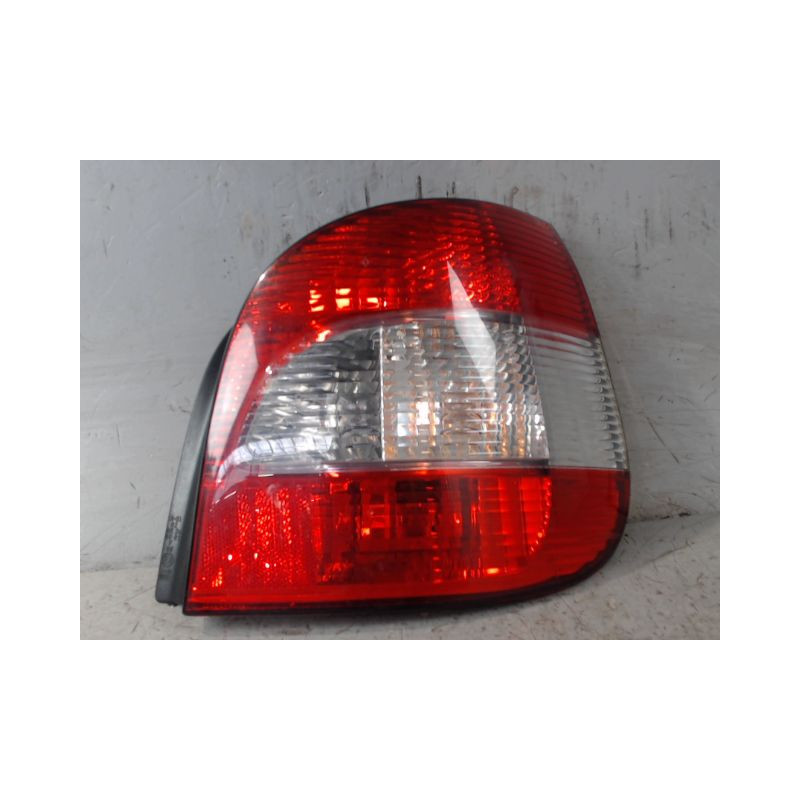 FEU ARRIERE DROIT RENAULT SCENIC I PH2 99-03