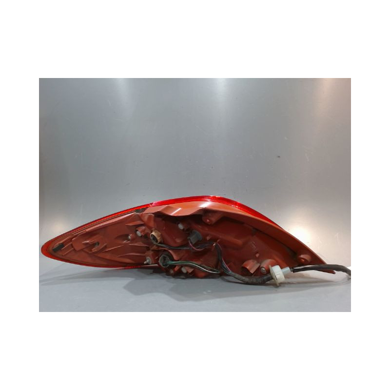 FEU ARRIERE DROIT MAZDA 2