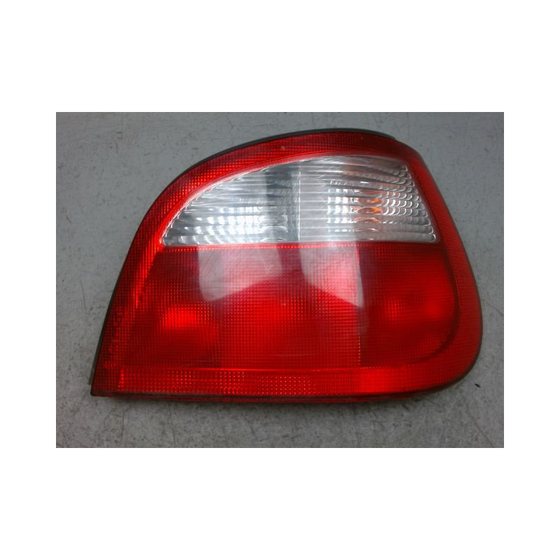 FEU ARRIERE DROIT RENAULT MEGANE I PH2 99-02