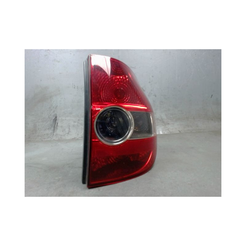FEU ARRIERE DROIT VOLKSWAGEN FOX