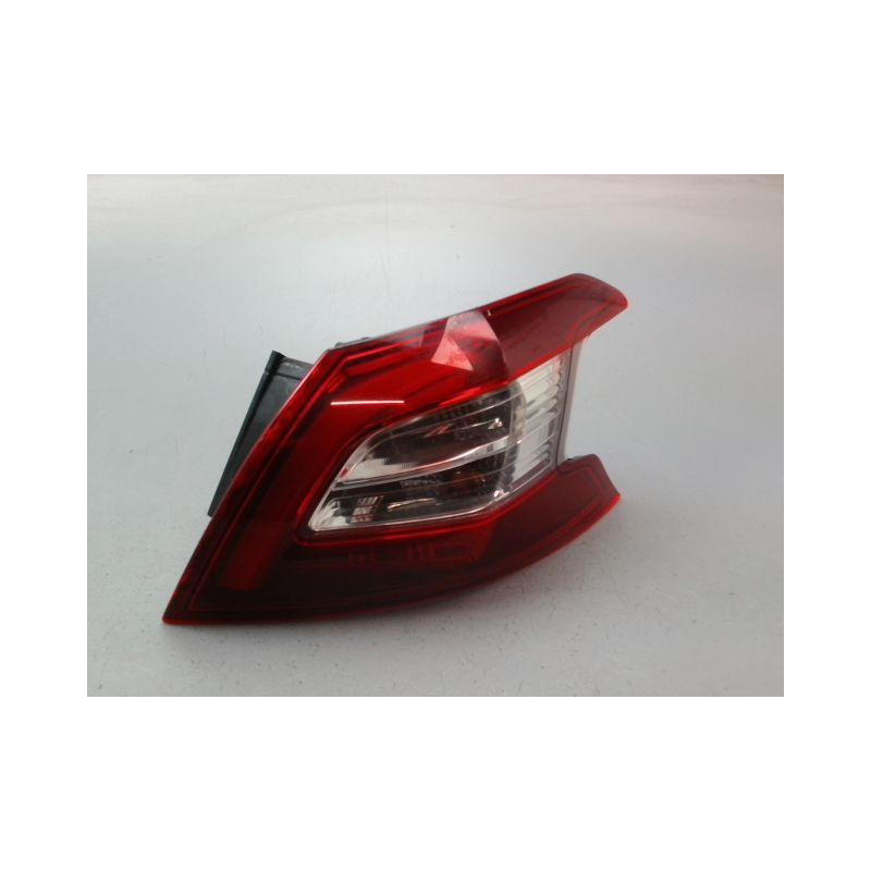FEU ARRIERE DROIT PEUGEOT 308 2011-