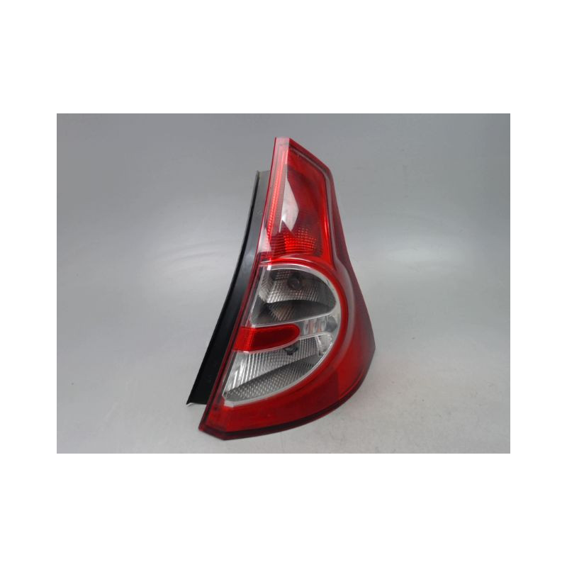 FEU ARRIERE DROIT DACIA SANDERO I 2008-2012