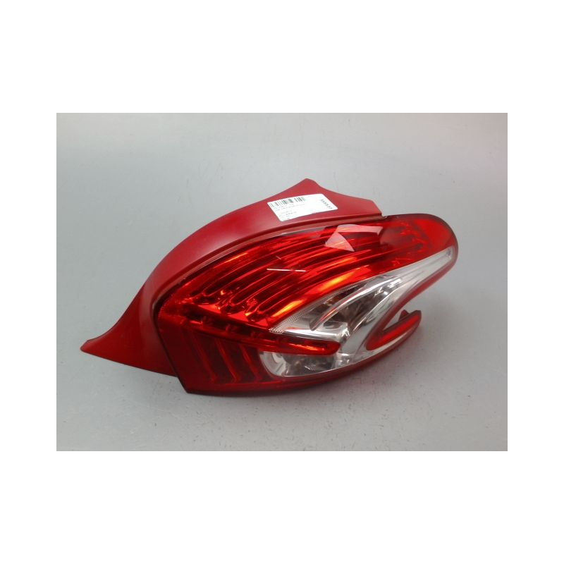 FEU ARRIERE DROIT PEUGEOT 208 Phase 1 2012-...