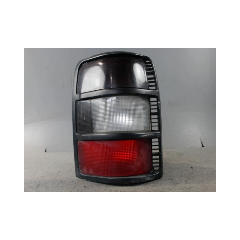 FEU ARRIERE DROIT MITSUBISHI PAJERO BRK 91-97