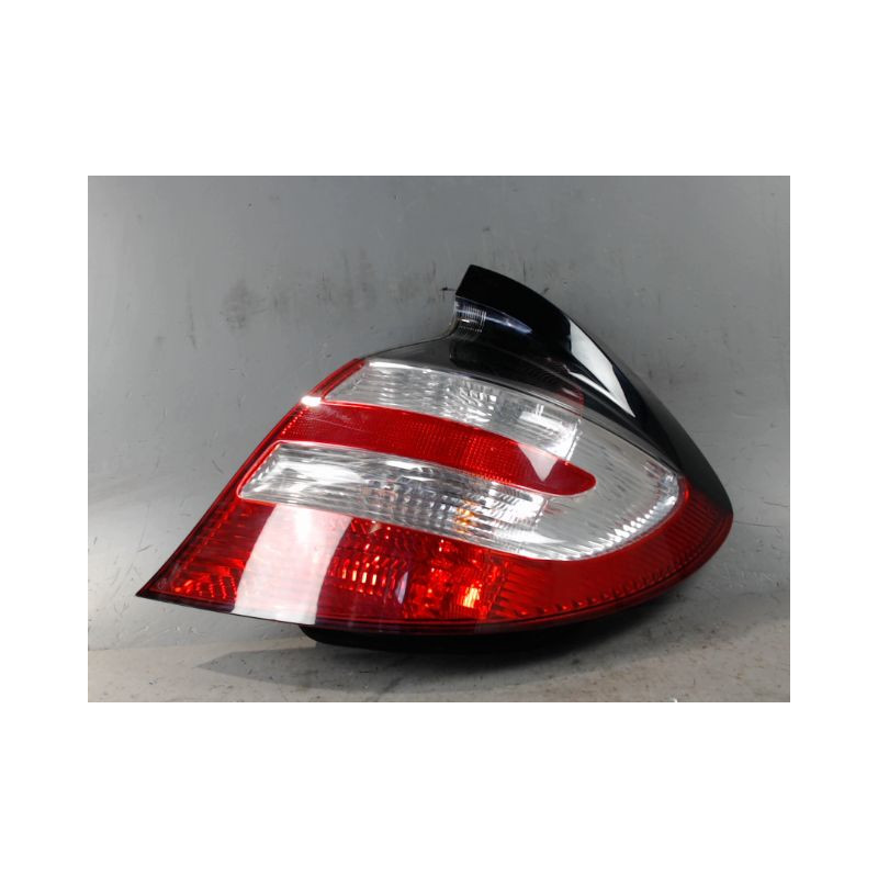 FEU ARRIERE DROIT MERCEDES CLASSE C