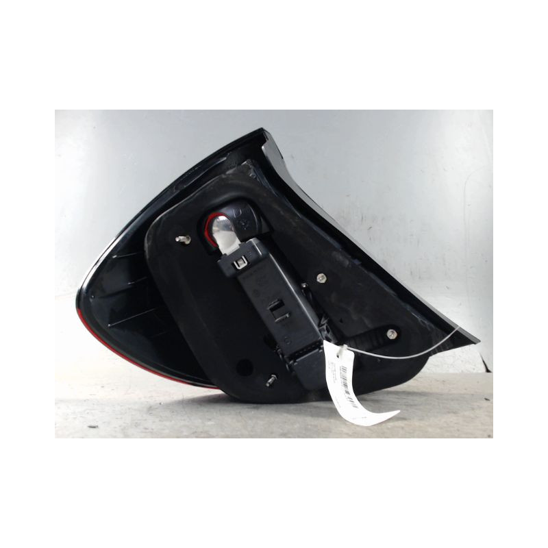 FEU ARRIERE DROIT MERCEDES CLASSE C