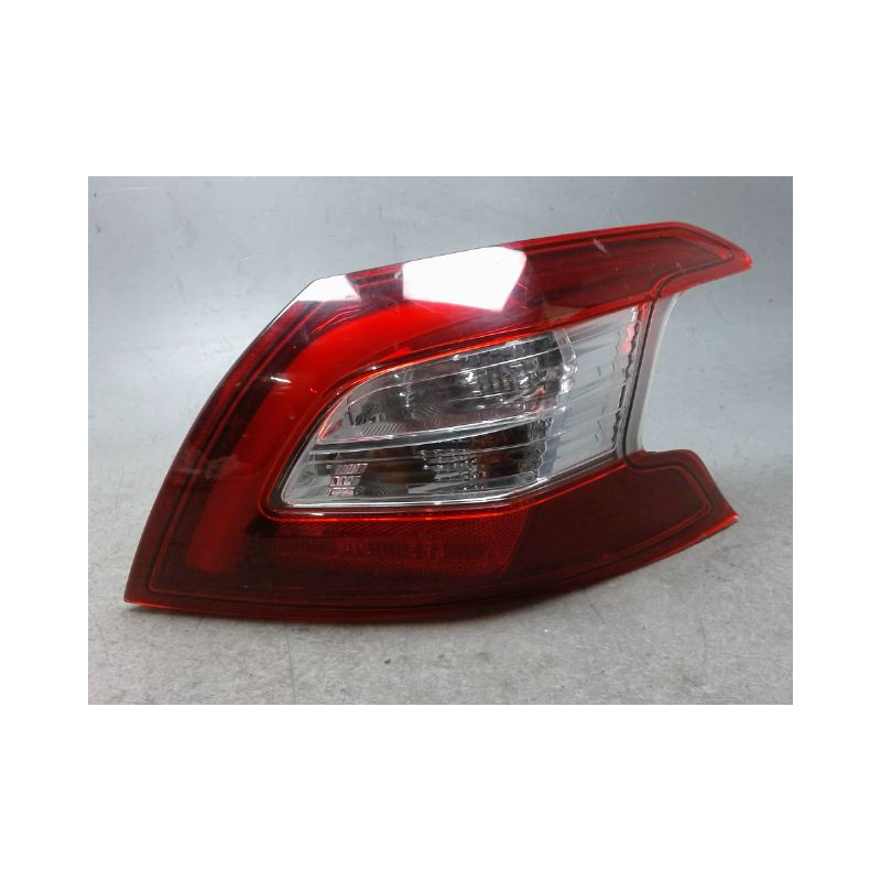 FEU ARRIERE DROIT PEUGEOT 308