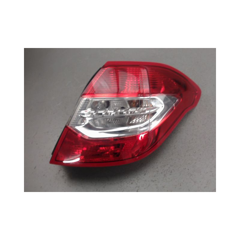 FEU ARRIERE DROIT CITROEN C4