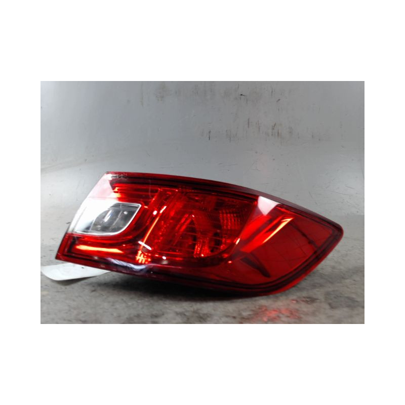 FEU ARRIERE DROIT RENAULT CLIO IV
