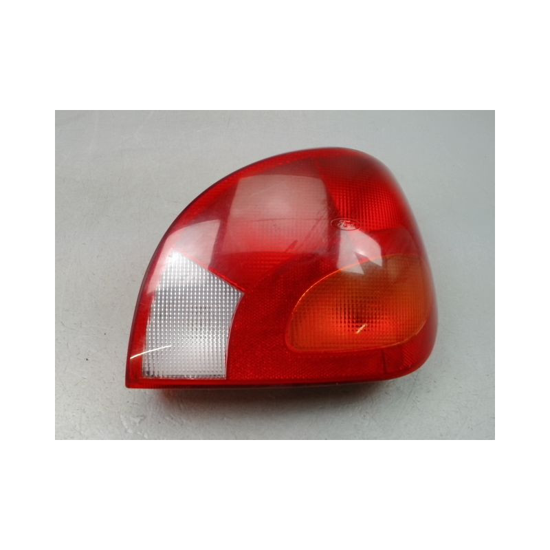 FEU ARRIERE DROIT FORD FIESTA IV Phase 2 1999-2002