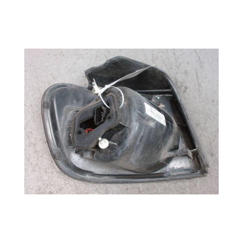 FEU ARRIERE DROIT VOLKSWAGEN GOLF V PLUS 2005-