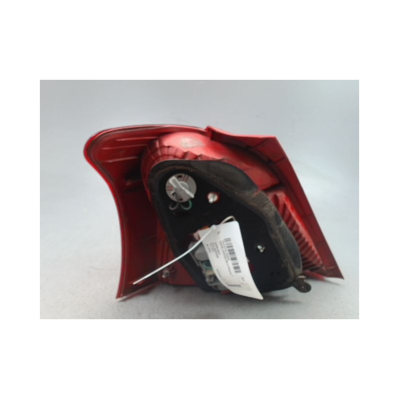 FEU ARRIERE DROIT TOYOTA YARIS II Phase 1 2005-2009