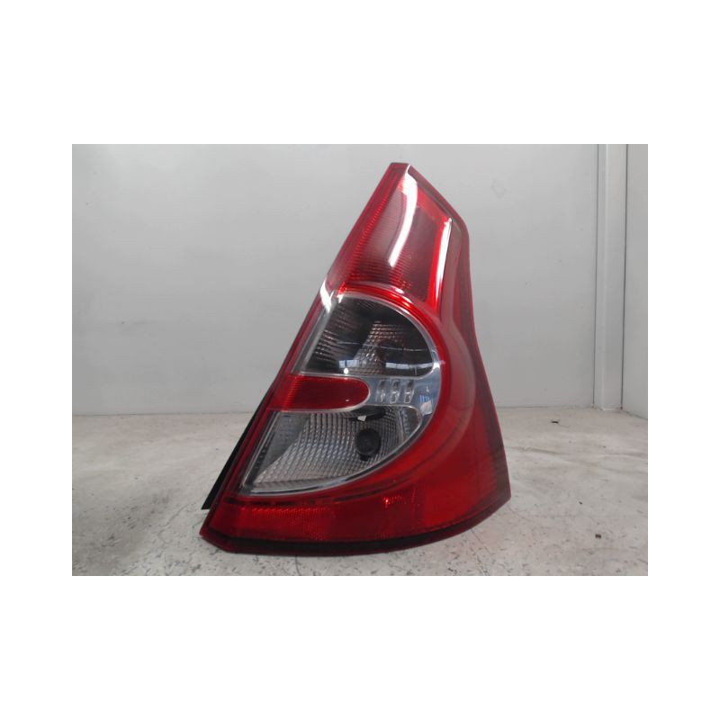 FEU ARRIERE DROIT DACIA SANDERO 2008-