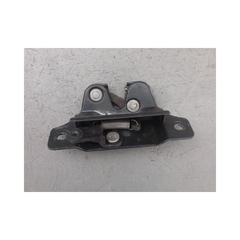 SERRURE HAYON  PEUGEOT 206