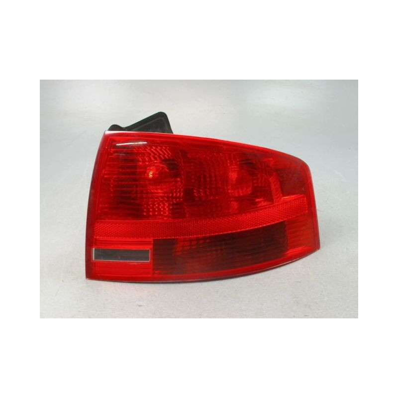 FEU ARRIERE DROIT AUDI A4 BERL. II Phase 2 2004-2008
