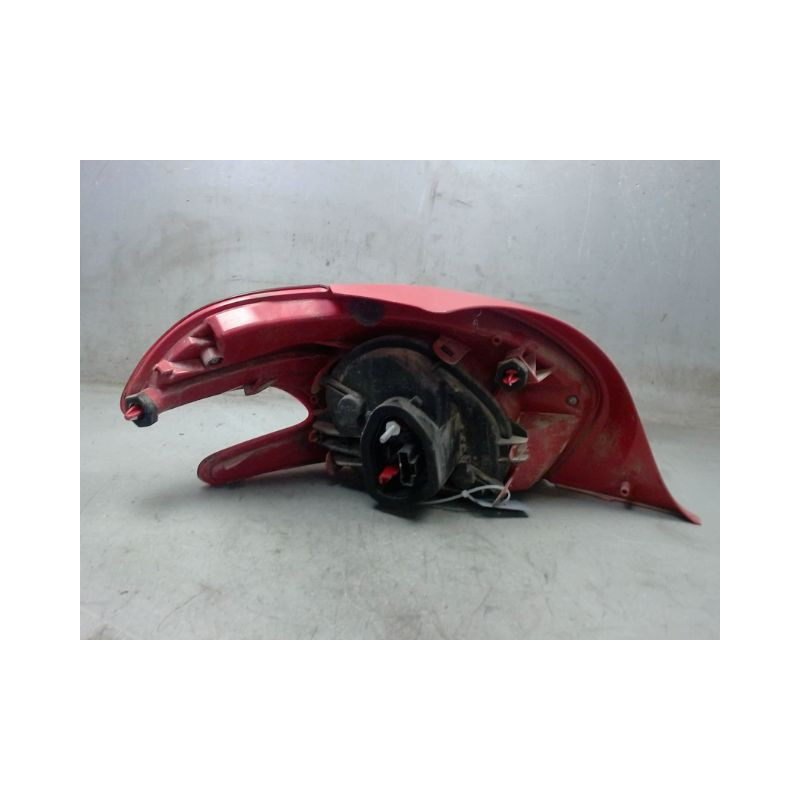 FEU ARRIERE DROIT PEUGEOT 208