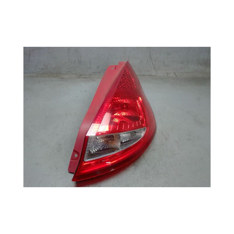 FEU ARRIERE DROIT FORD FIESTA 2010-