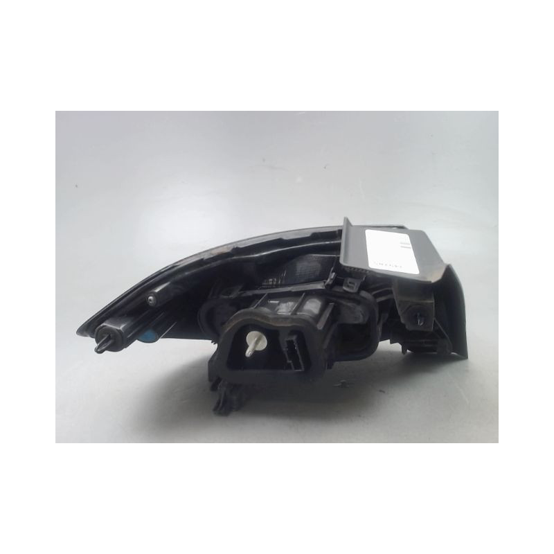 FEU ARRIERE DROIT OPEL CORSA 2010-