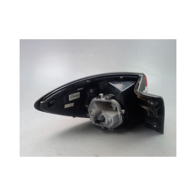 FEU ARRIERE DROIT RENAULT CAPTUR Phase 1 2013-...