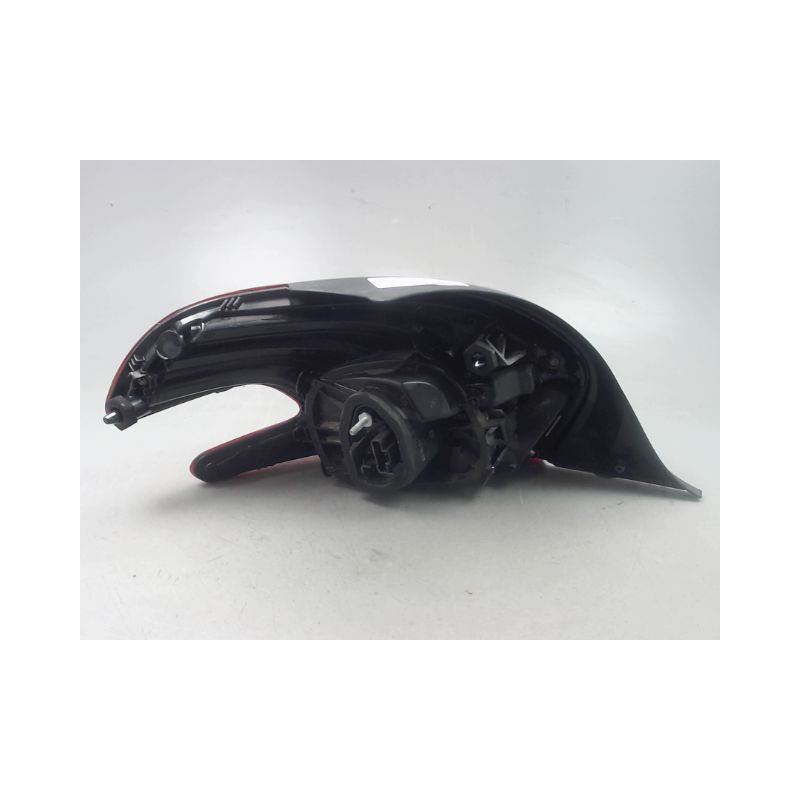 FEU ARRIERE DROIT PEUGEOT 208 Phase 1 2012-...