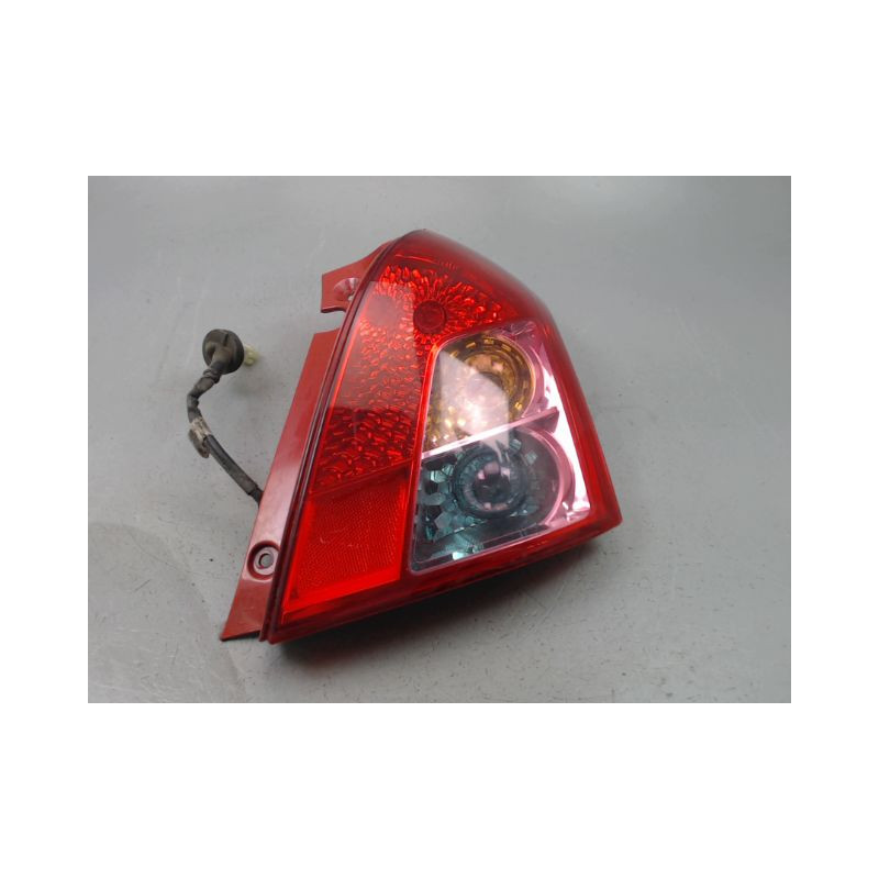FEU ARRIERE DROIT SUZUKI SWIFT III 2005-2011
