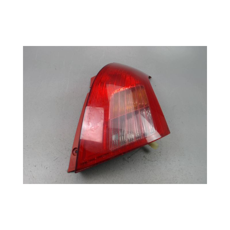 FEU ARRIERE DROIT SUZUKI SWIFT III 2005-2011