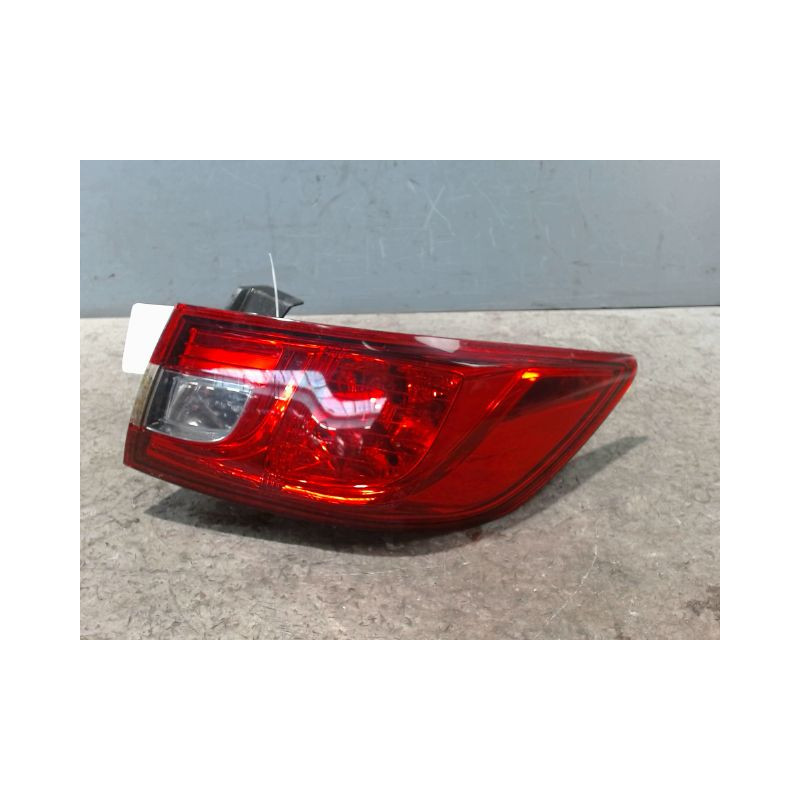 FEU ARRIERE DROIT RENAULT CLIO IV