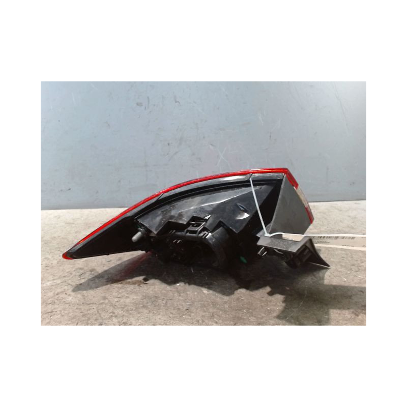 FEU ARRIERE DROIT RENAULT CLIO IV