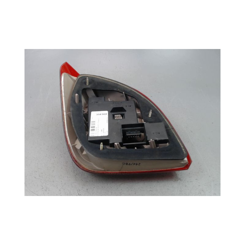 FEU ARRIERE DROIT FORD FIESTA IV Phase 2 1999-2002