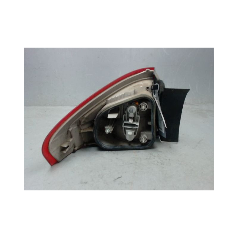 FEU ARRIERE DROIT FORD MONDEO 2007-