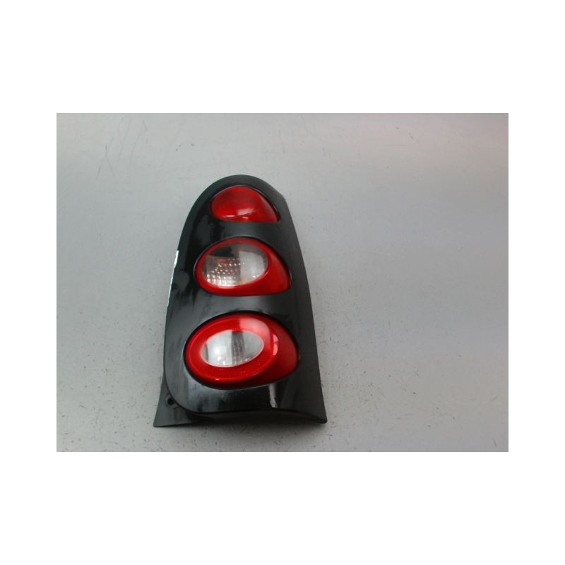 FEU ARRIERE DROIT SMART FORTWO COUPE 3.2002-2006